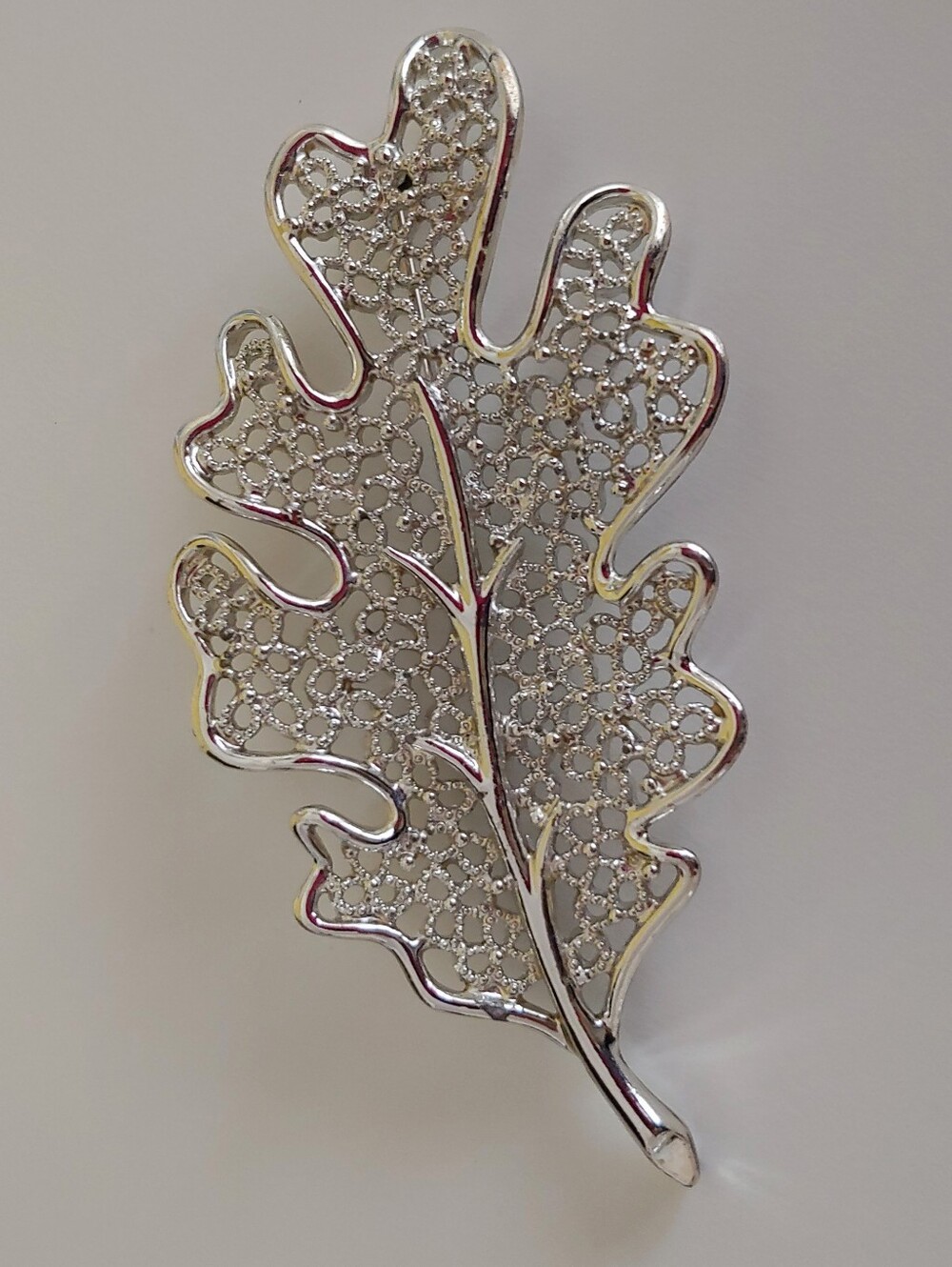 Sarah Coventry Silver-Tone Filigree Oak Leaf Brooch